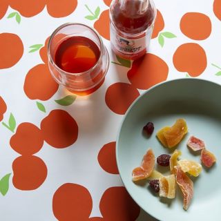 Tafelzeil-rood-fruit-lola